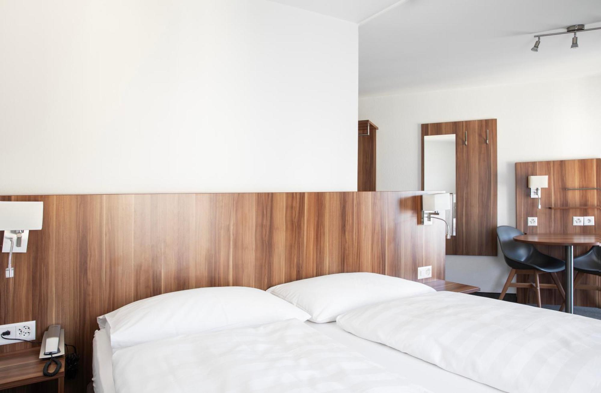 Hotel Restaurant Resslirytti Basel Eksteriør bilde