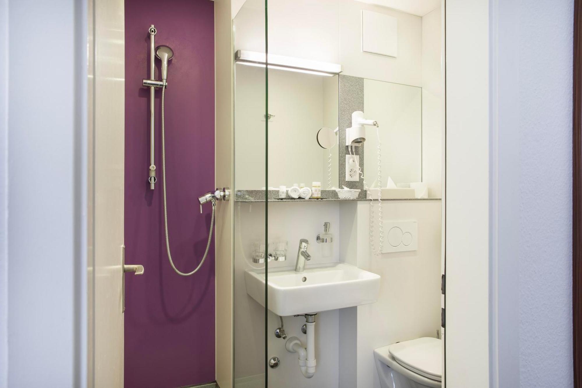 Hotel Restaurant Resslirytti Basel Eksteriør bilde