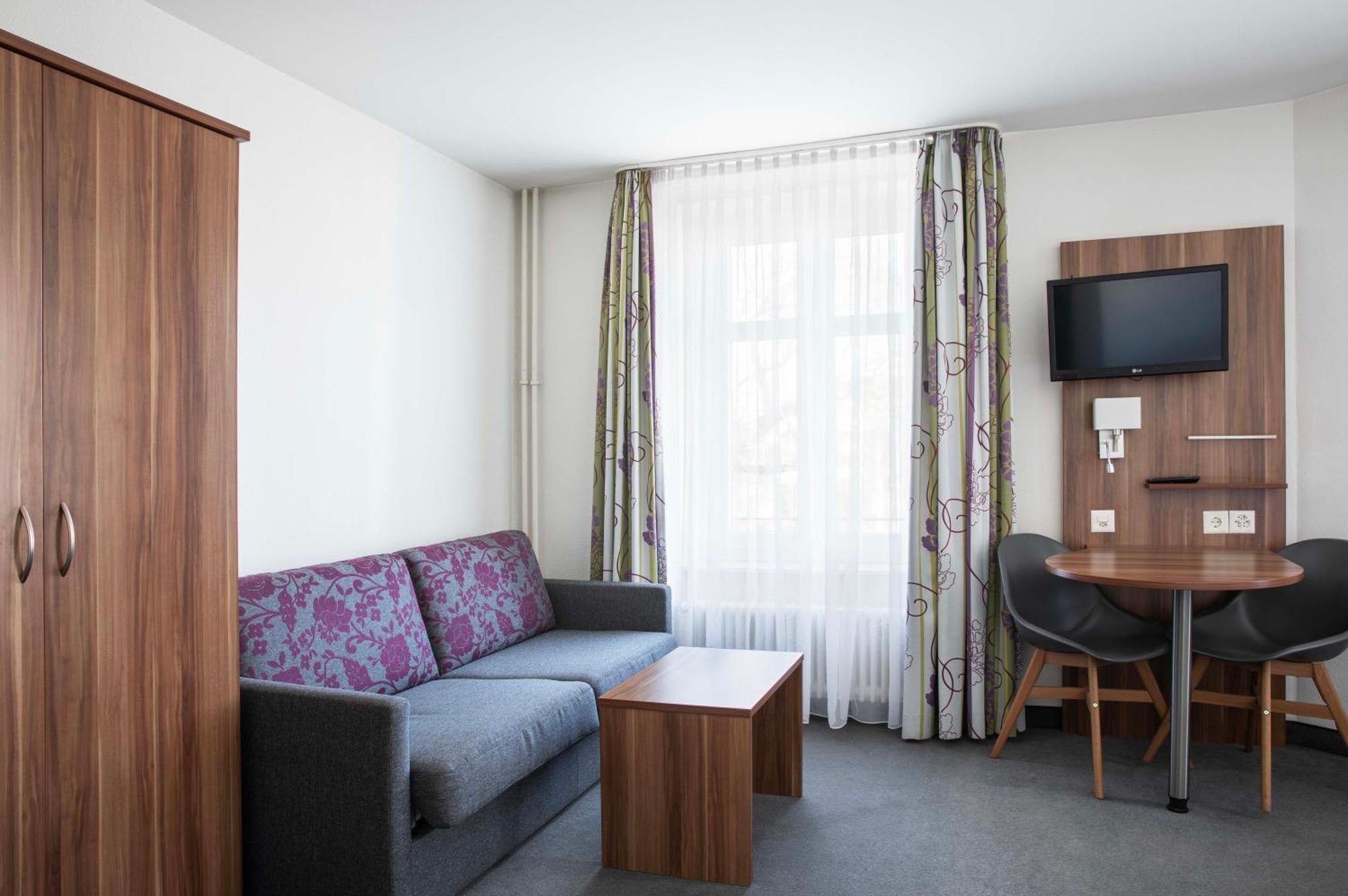Hotel Restaurant Resslirytti Basel Eksteriør bilde
